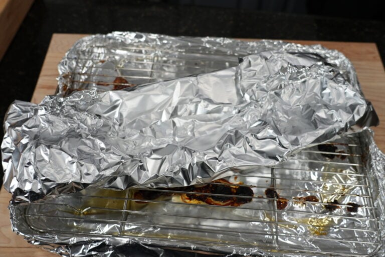 5 Steps to Fall-Off-the-Bone Oven-Baked BBQ Ribs! - Mr Make it Happen