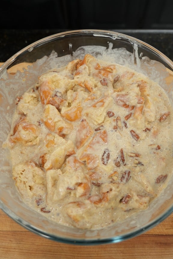 Cinnamon Roll Bread Pudding - ture5 6