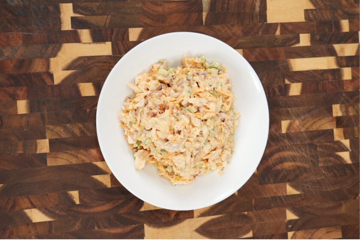 Jalape&ntilde;o Bacon Cheddar Chicken Salad featured on www.mrmakeithappen.com