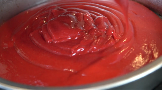Cheesecake baking in water bath